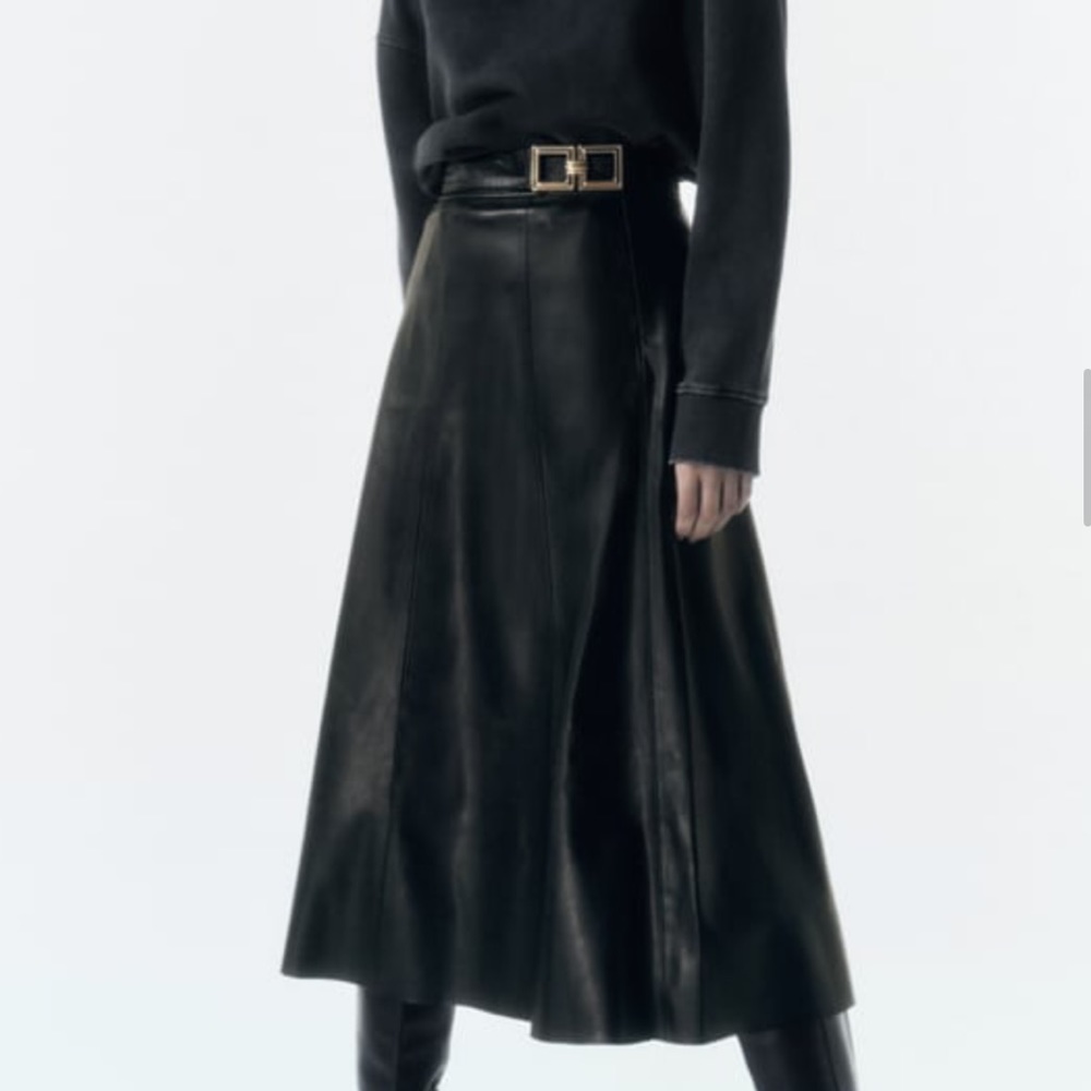 Zara BELTED FAUX LEATHER LAYERED SKIRT | Black